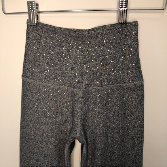 BEYOND YOGA Alloy Ombre Speckled Midi Leggings Size XS - Picture 7 of 15